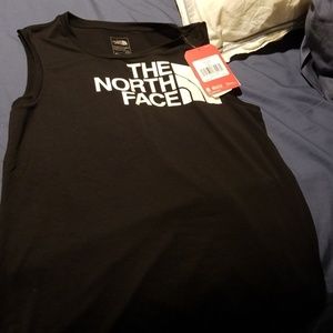 North face sleeveless shirt